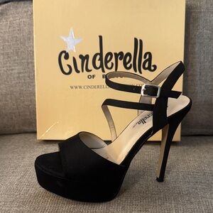Cinderella Black Suede Platform Stiletto Sandals 4M petite shoes